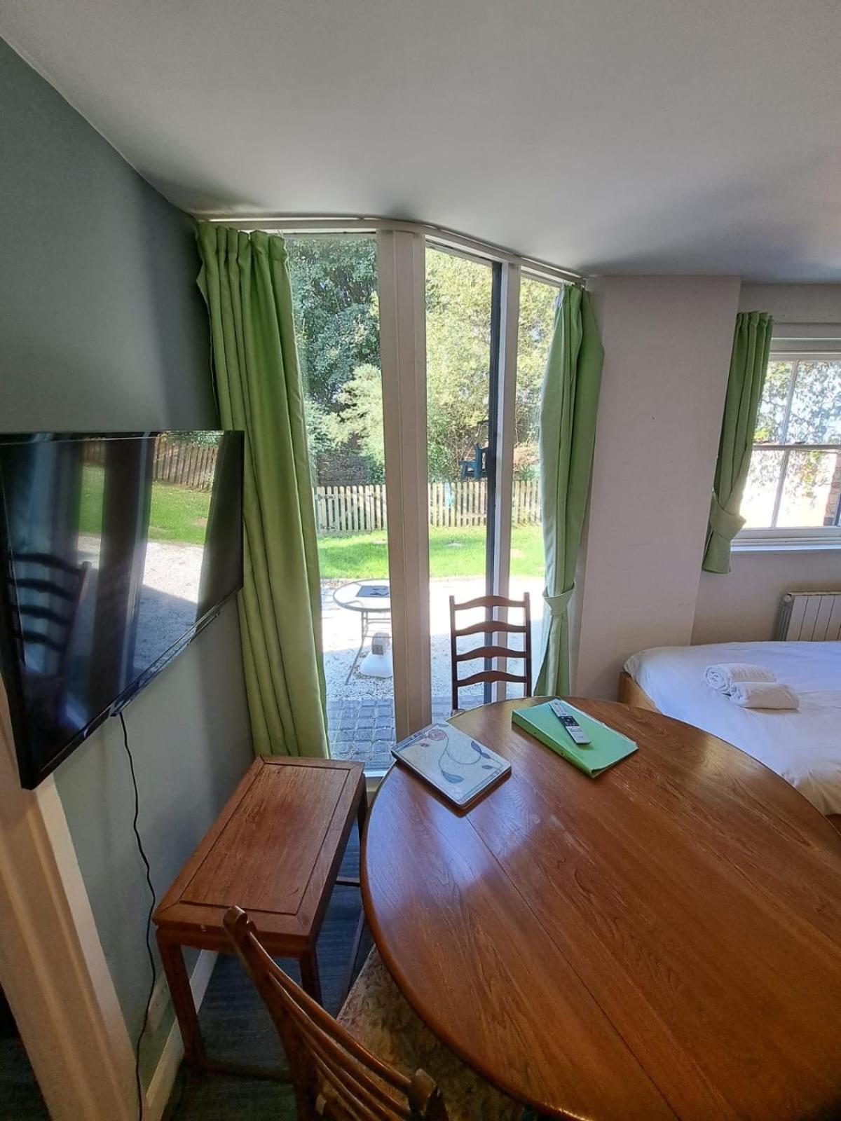 Ferienwohnung Watercress Barns Sittingbourne Exterior foto