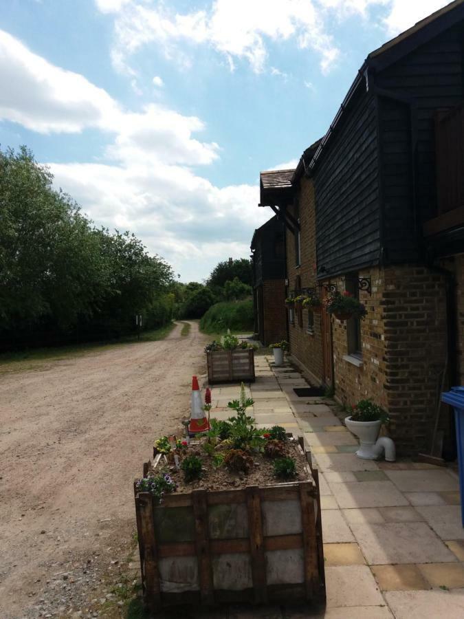 Ferienwohnung Watercress Barns Sittingbourne Exterior foto